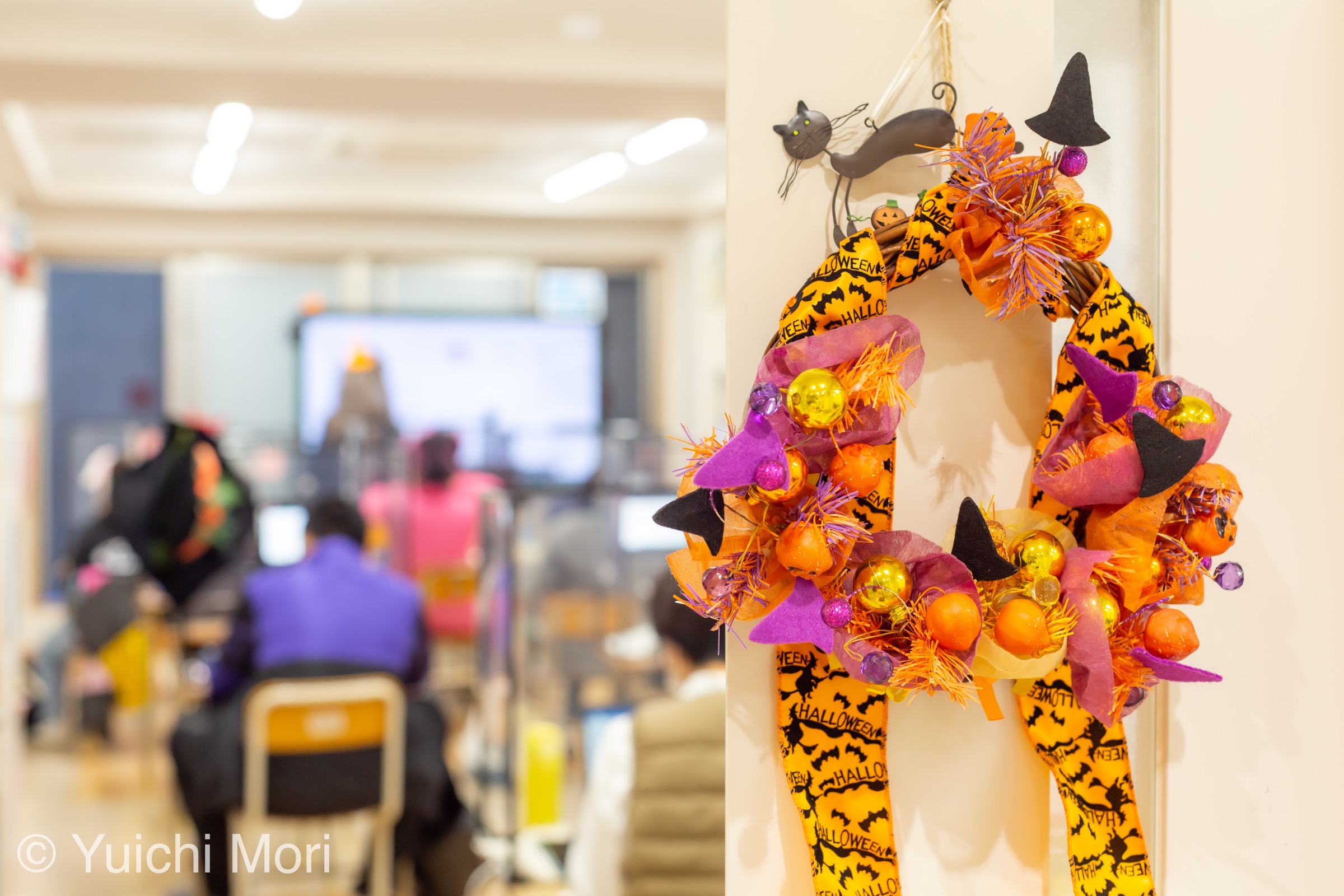 ハロウィーンの仮装をして授業！？